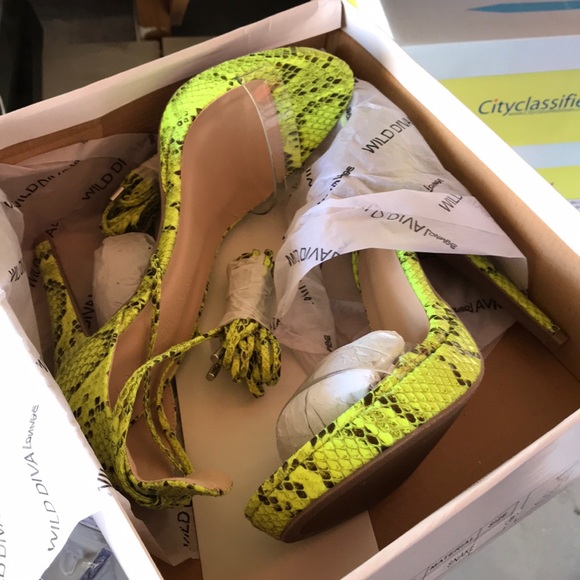 Neon Yellow Strappy High Heel *NEW - Picture 2 of 3